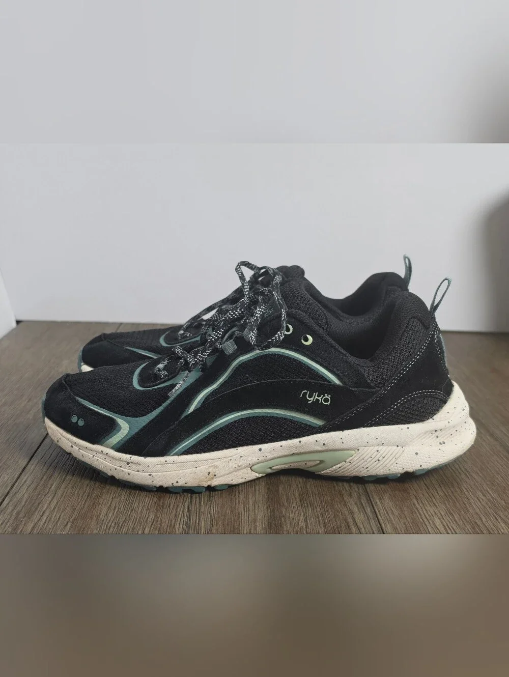 Ryka Black Size 10 Women Sky Walk Trail Sneaker Shoe